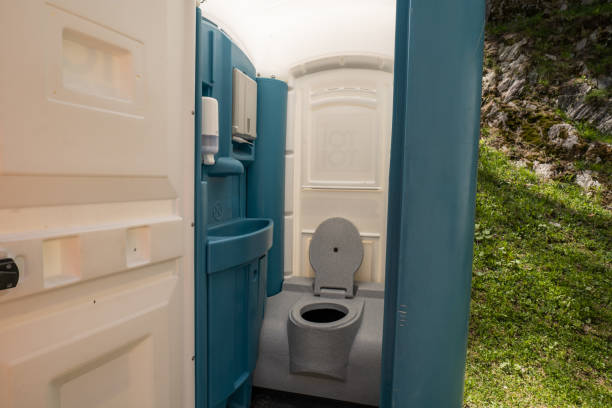 Affordable portable toilet rental in Woodland, CA